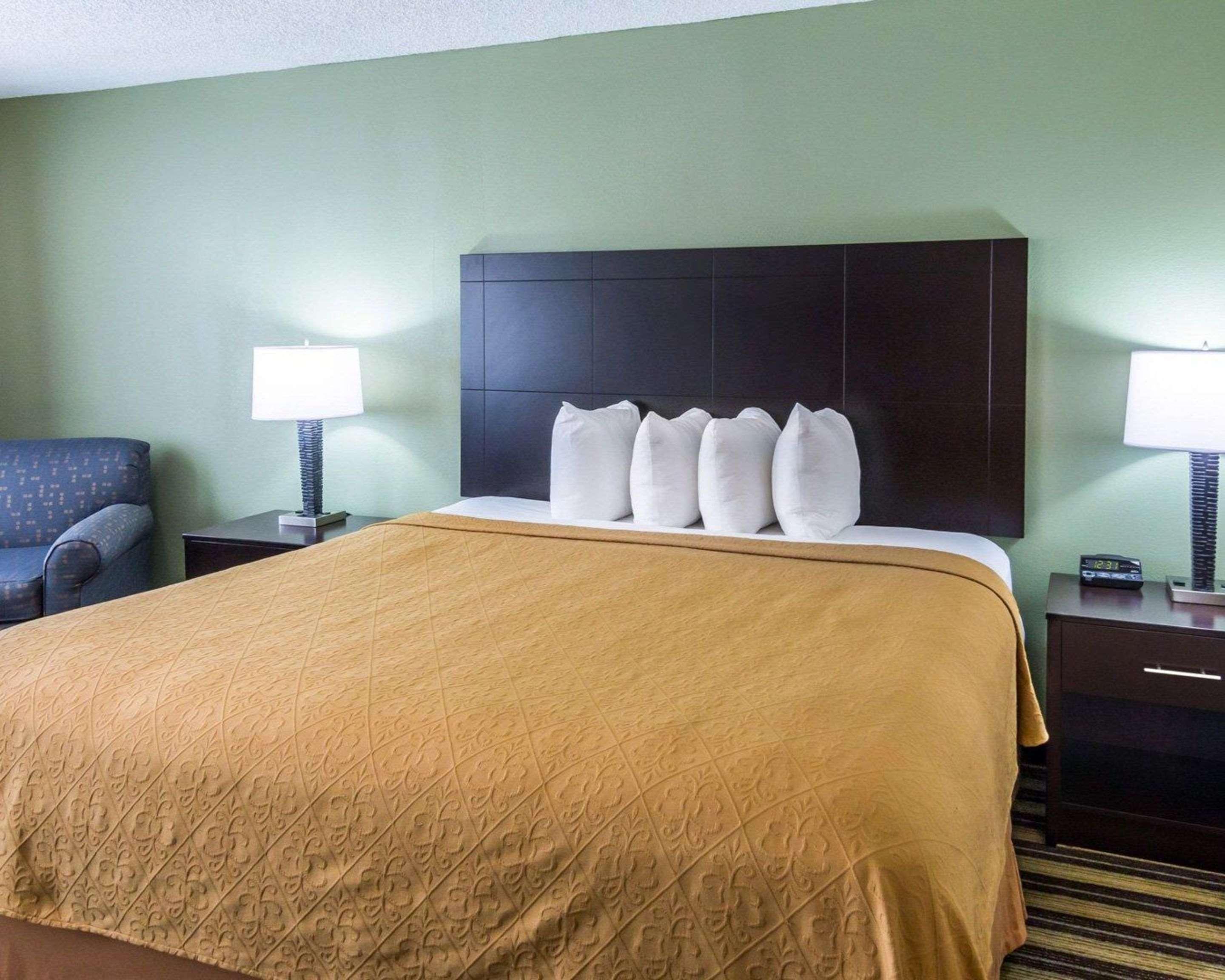 Quality Inn & Suites West Monroe Exterior photo