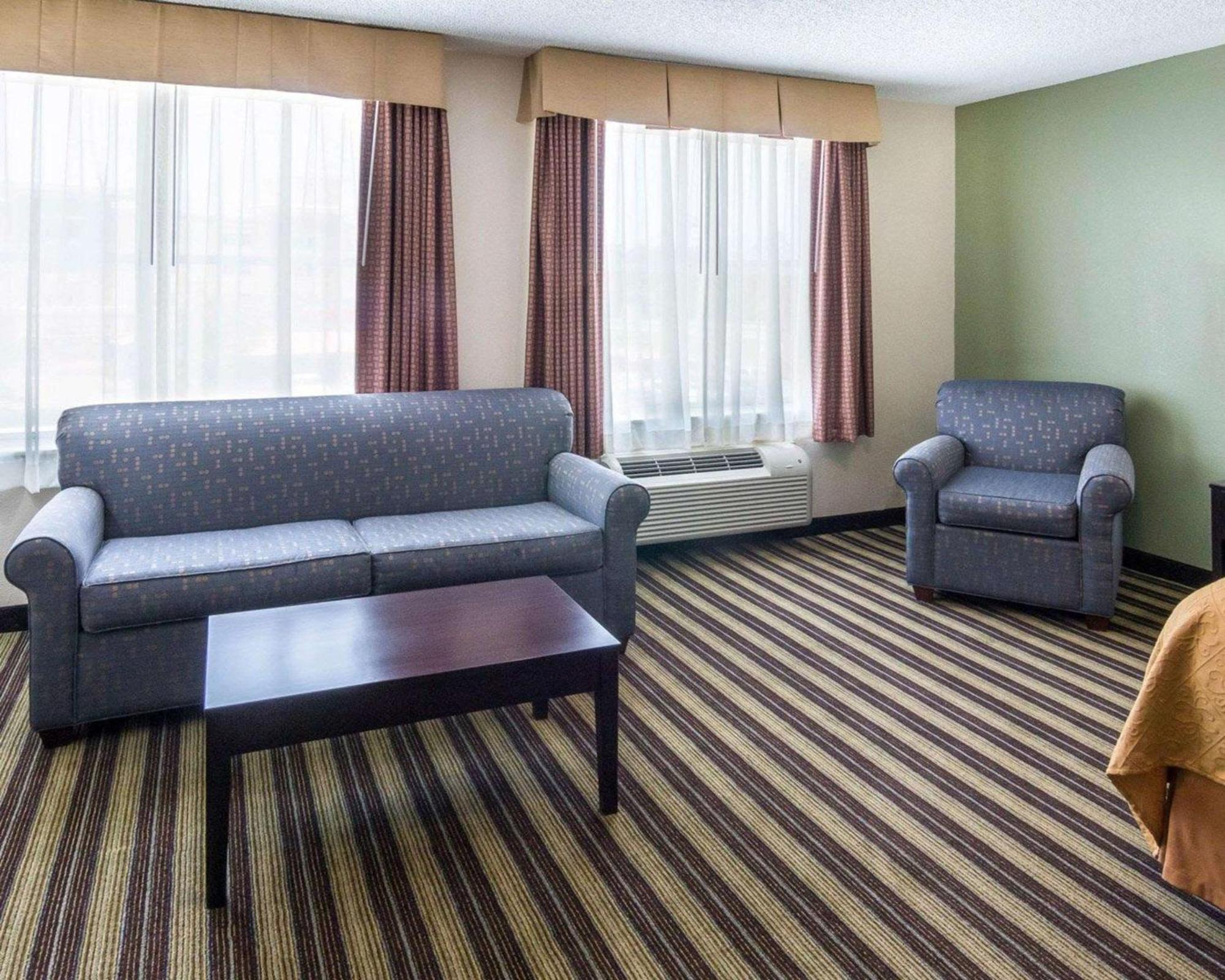 Quality Inn & Suites West Monroe Exterior photo